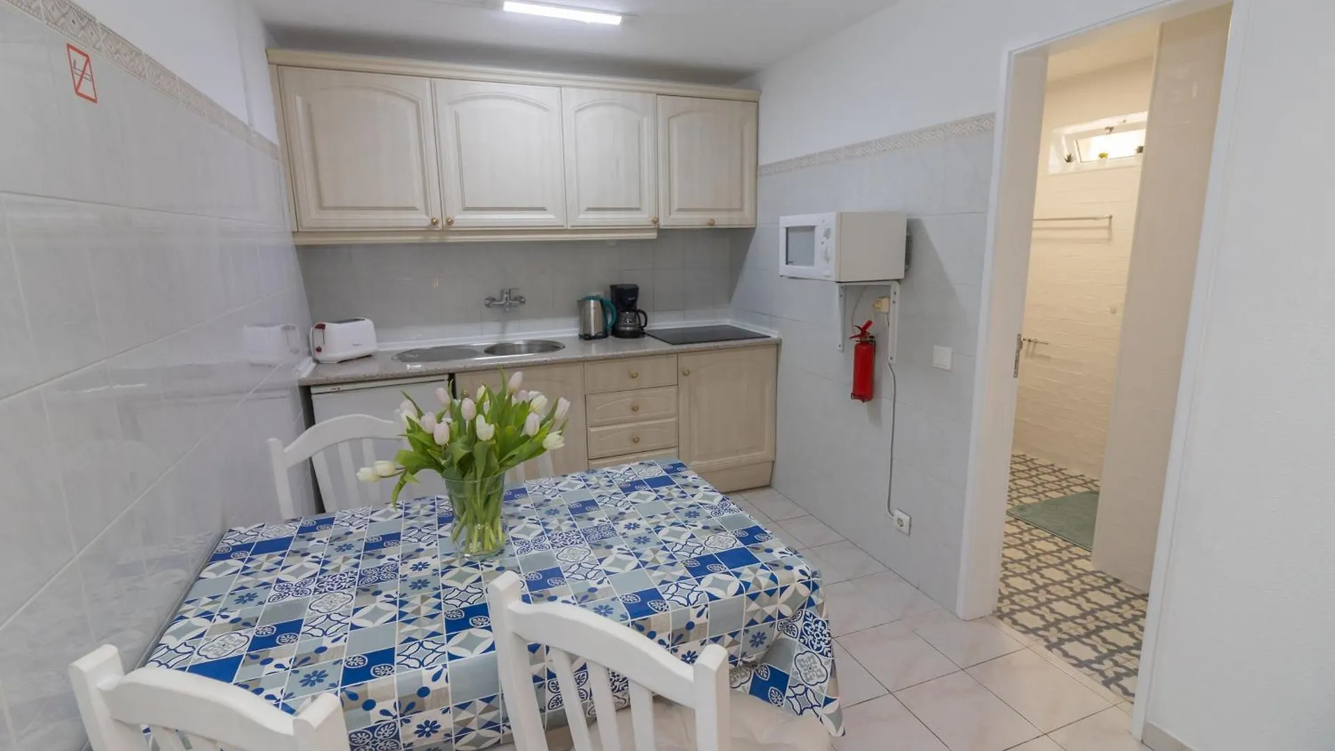 Bed and Breakfast Bb Dona Ana Lagos 0*,  Portugal