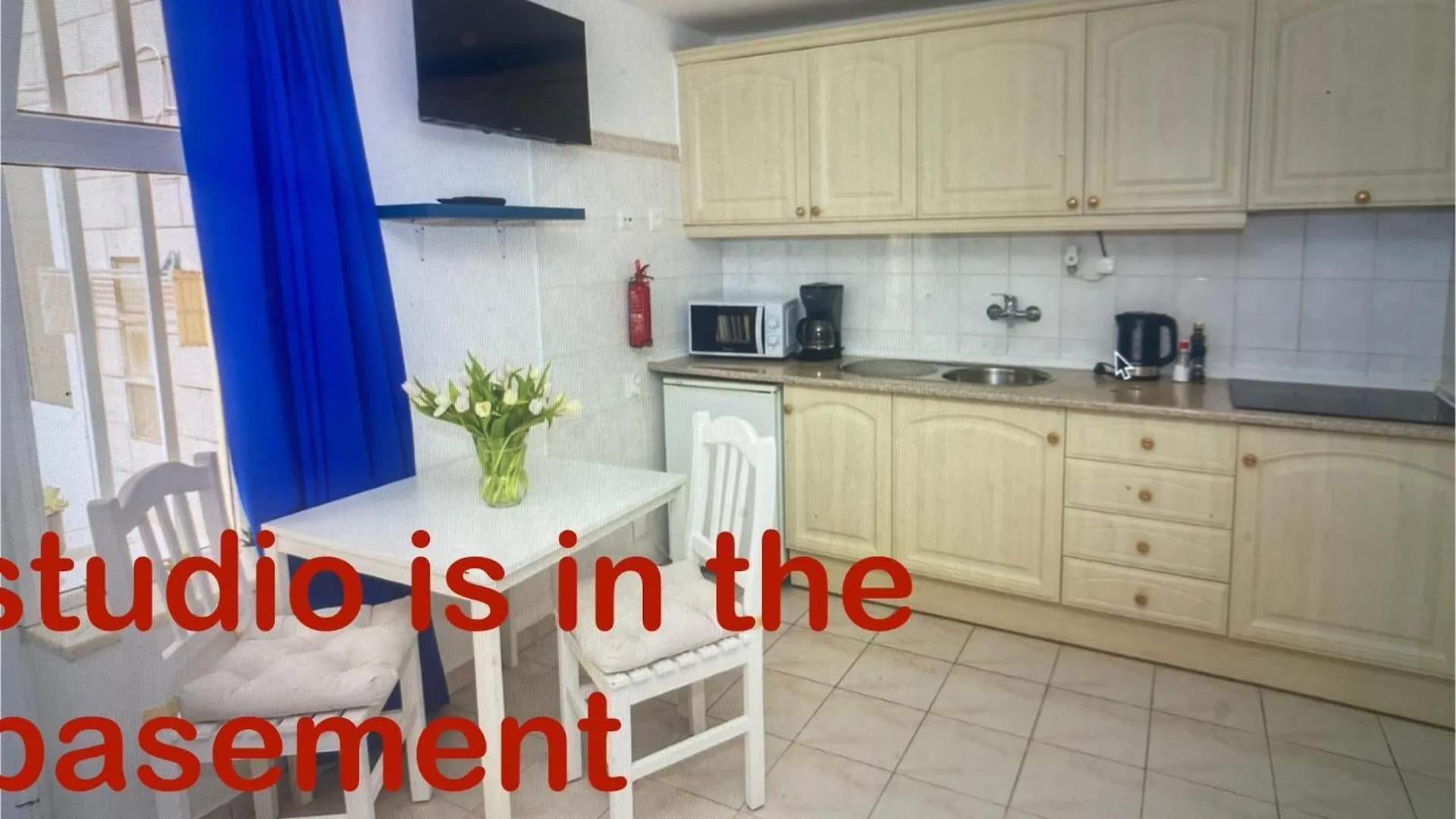 Bed and Breakfast Bb Dona Ana Лагуш 0*,  Португалия